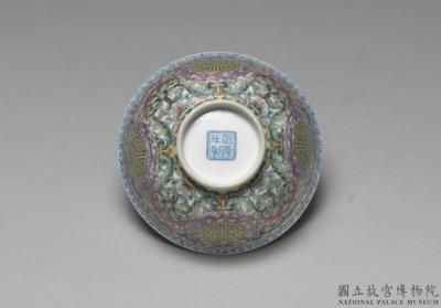 图片[3]-Teacup in falangcai enamels with decoration of Indian lotuses and the character shou, Qing dynasty, Qianlong reign (1736-1795)-China Archive